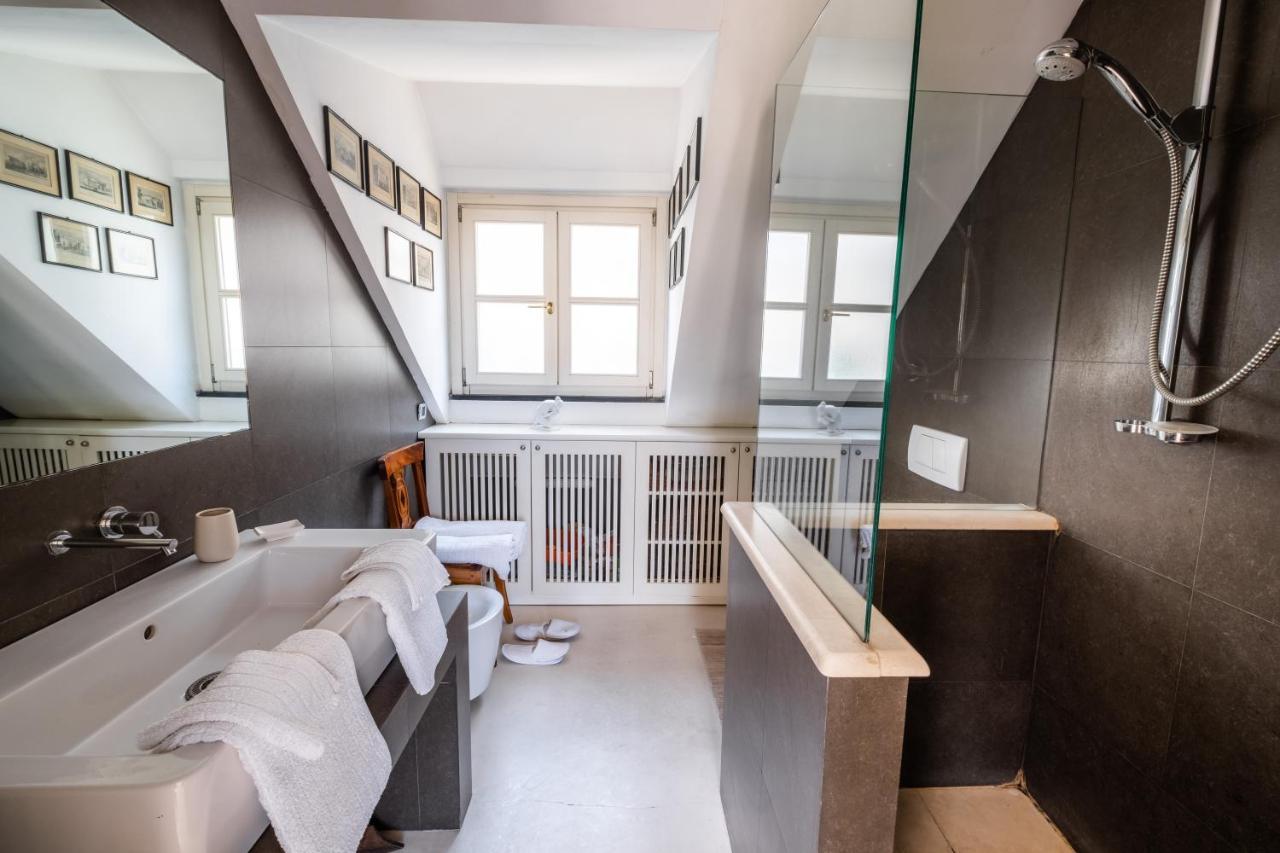 Bed and Breakfast Attico Palazzo Giustiniani Janov Exteriér fotografie